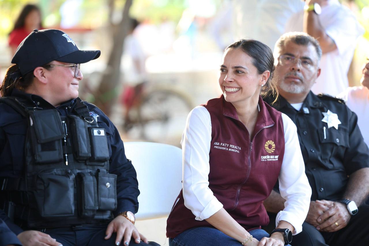 uploads/6/32/01 (2860).Jpeg